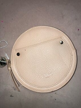 Chloe perfume Round Pebbled Leather Coin Pouch in Light Beige